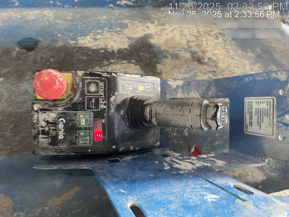 2017 Genie GS-3232 Genie GS3232 Narrow 32' Scissor Lift