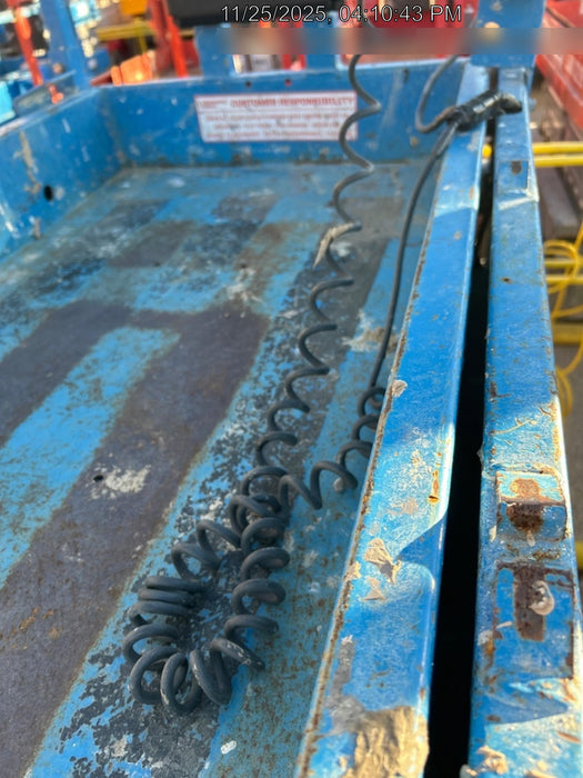 2017 Genie GS-3232 Genie GS3232 Lift w/Folding Rails and Swing Gate