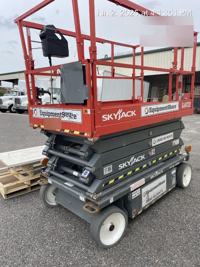 2022 SKYJACK SJ4732