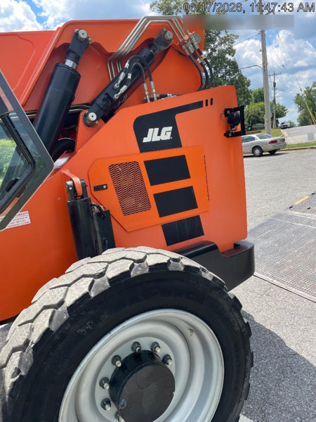 2020 SKYTRAK 8042