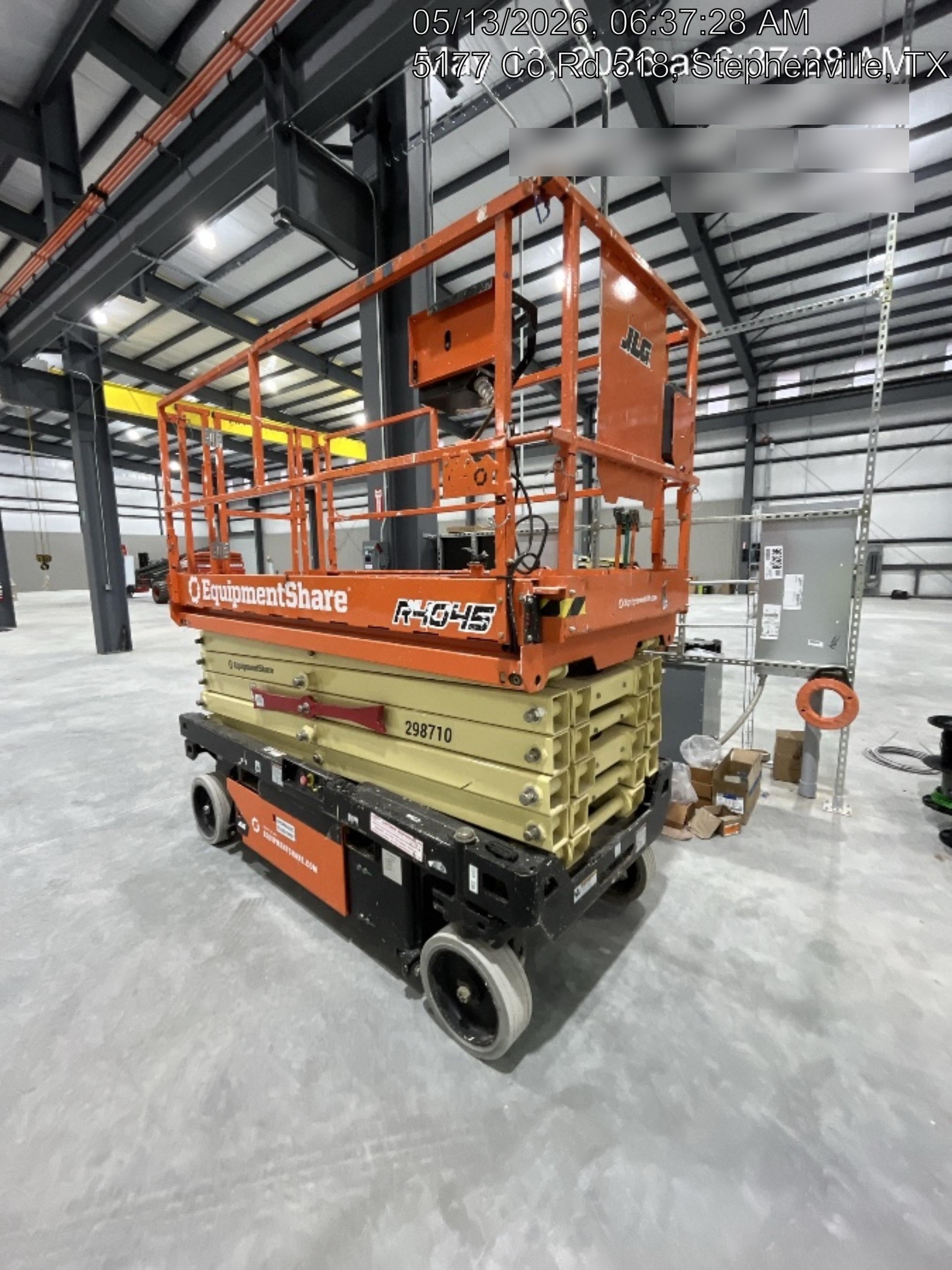 2023 JLG R4045
