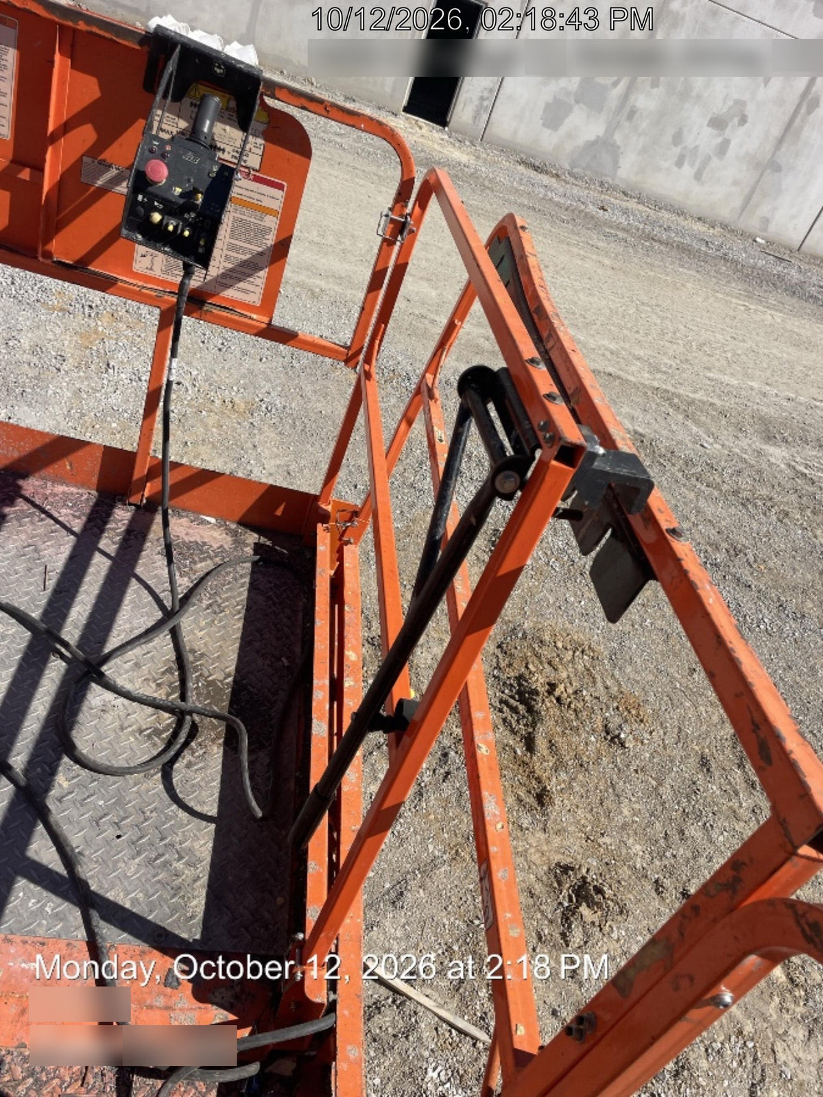 2022 JLG RT4394