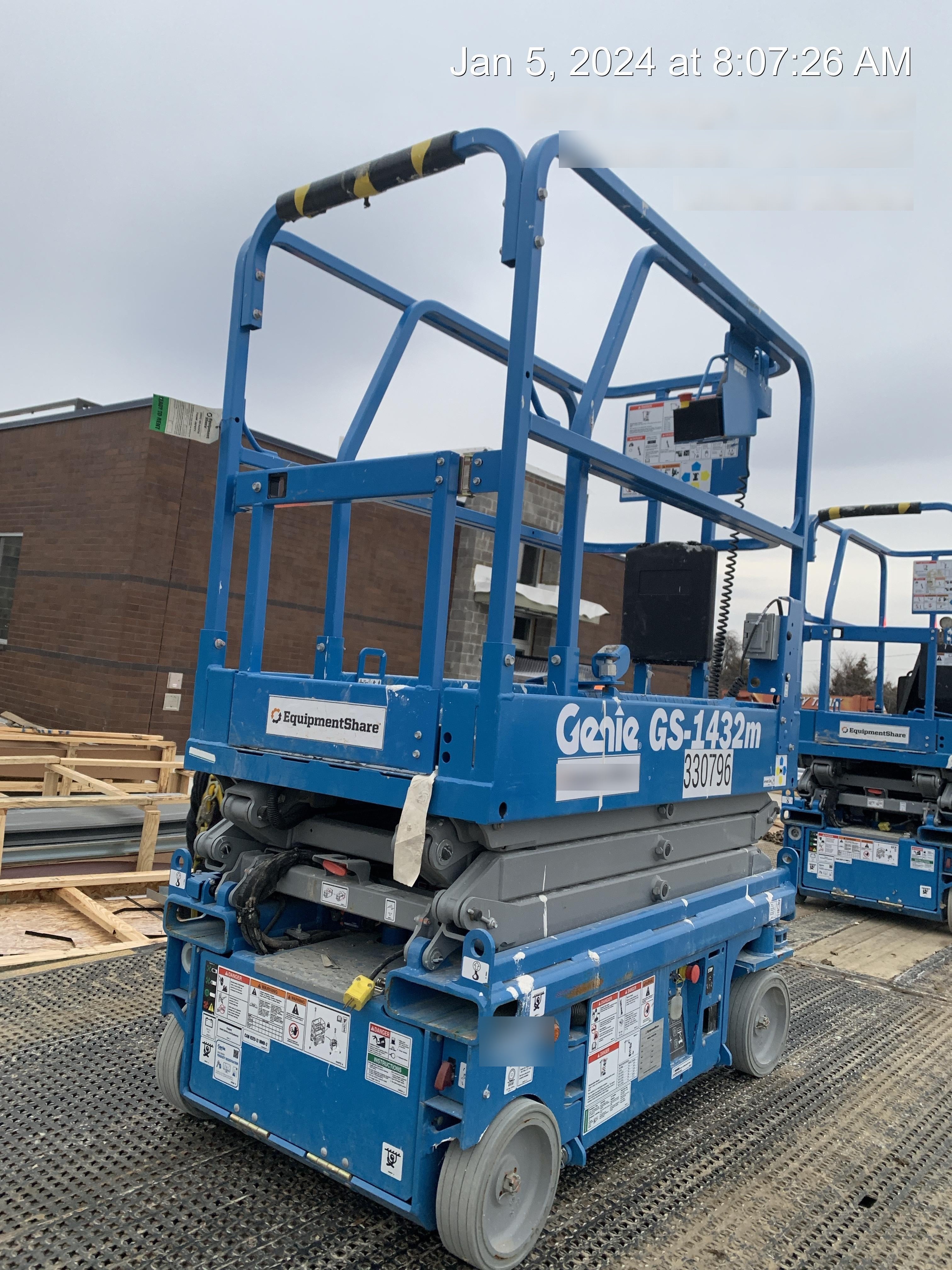 2023 GENIE GS-1432
