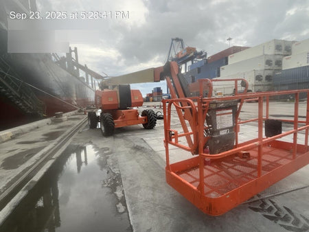 2020 JLG 800AJ
