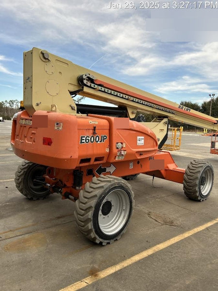 2019 JLG E600JP