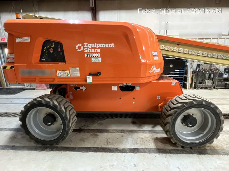 2023 JLG 660SJ