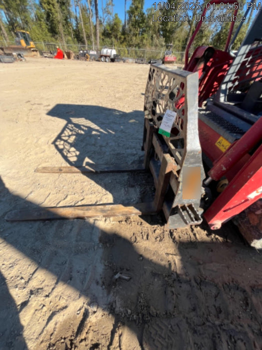 2020 EMKAY 48" Pallet Forks - Emkay