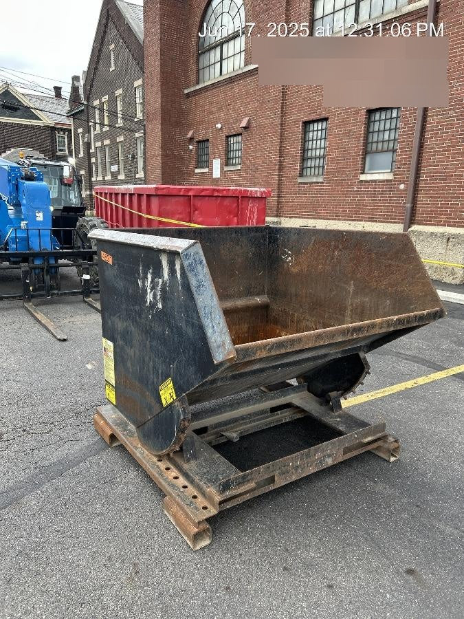 2017 ARROW MATERIAL HANDLING Dump Hopper