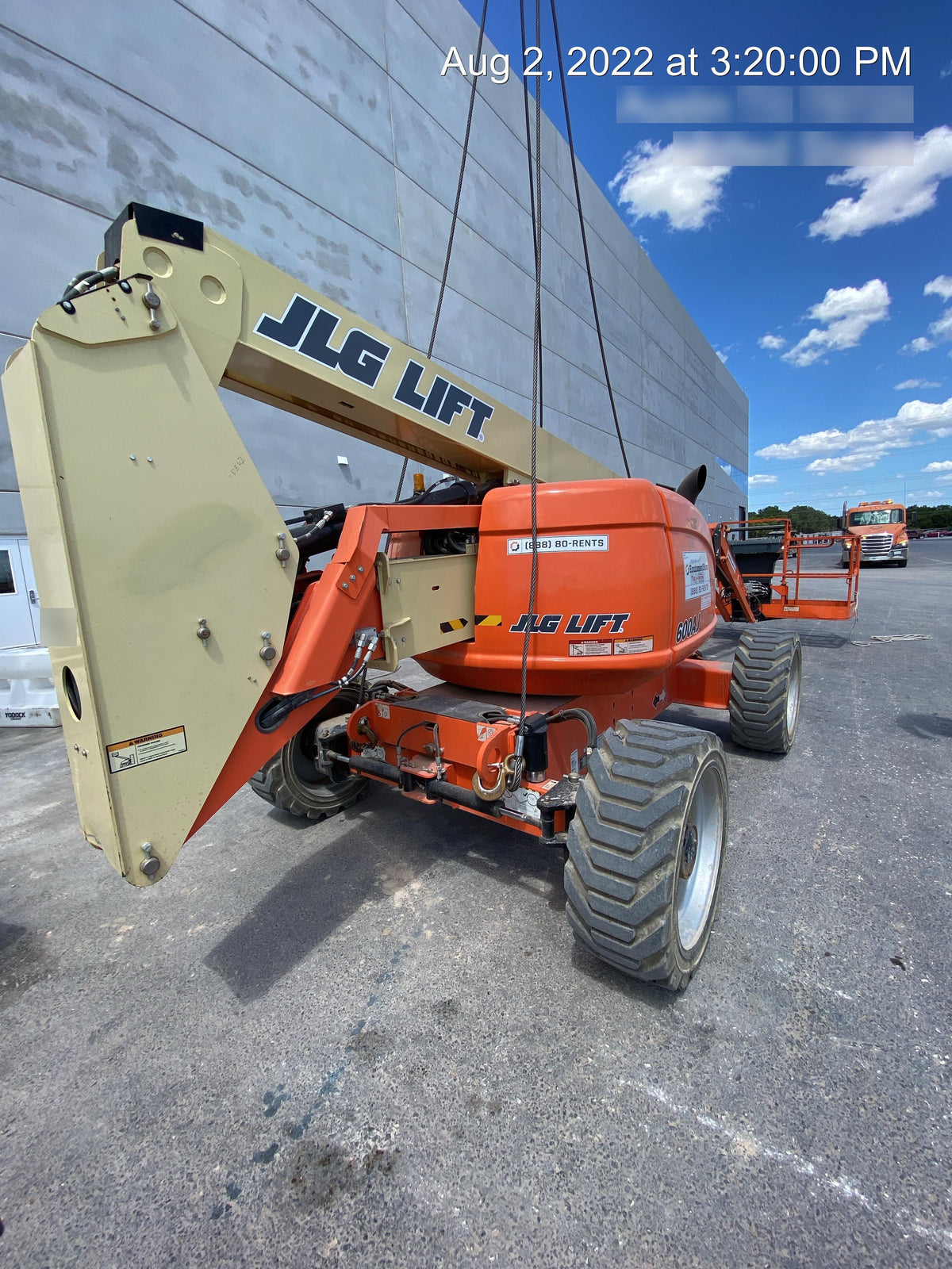 2019 JLG 600AJ