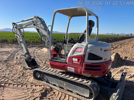 2021 TAKEUCHI TB250-2