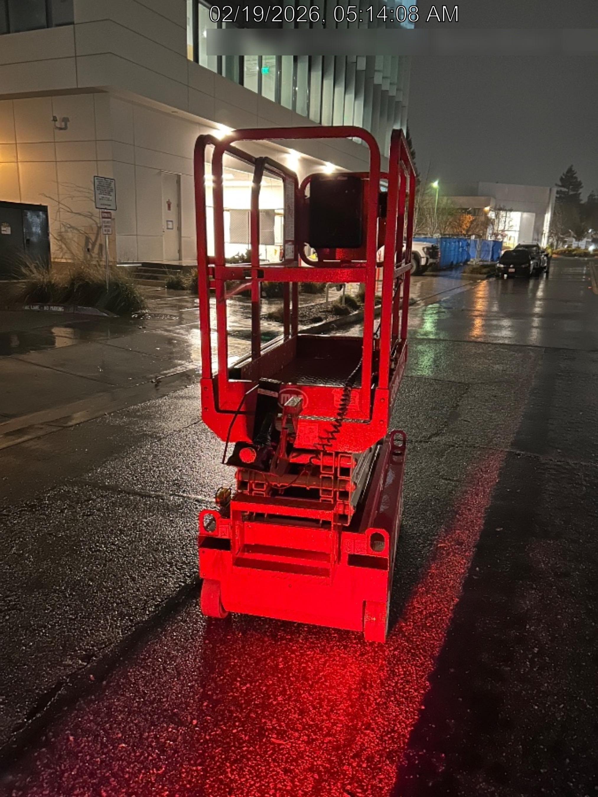 2020 MEC 1330SE Solid NM Tires, Steel Swing out Doors, LCS, Beacon, 900W Inverter