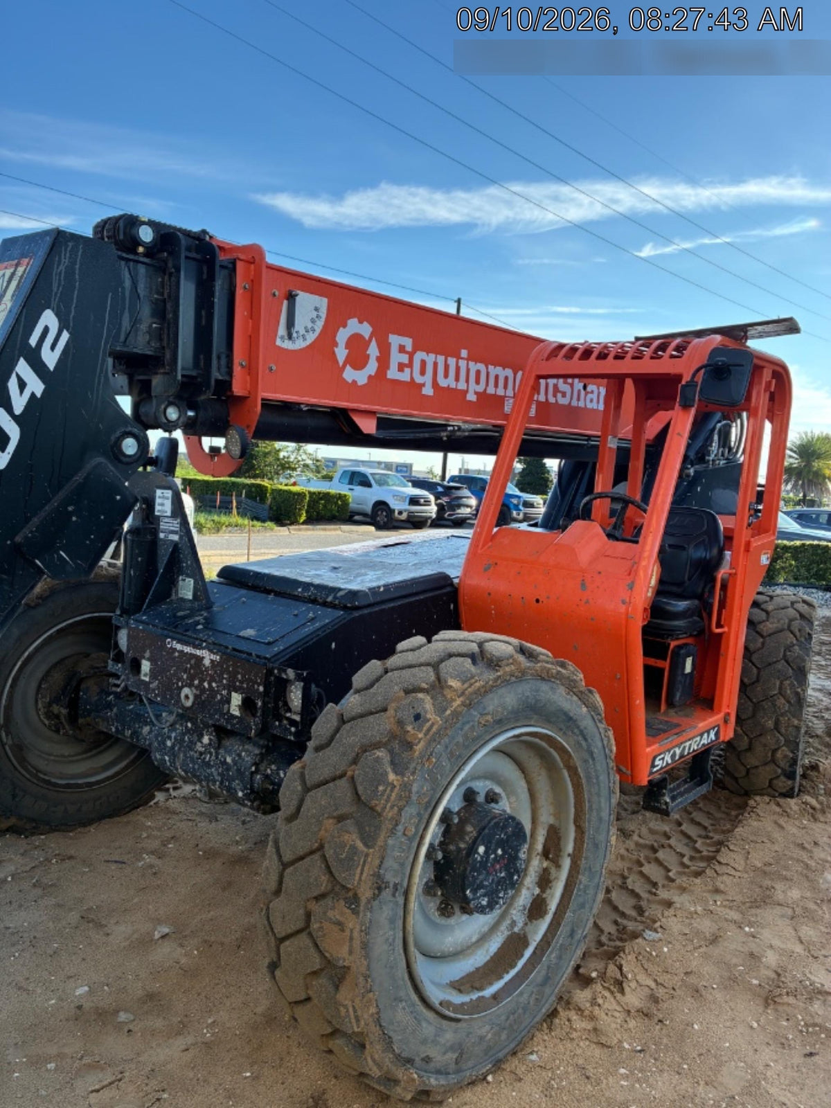 2023 SKYTRAK 8042