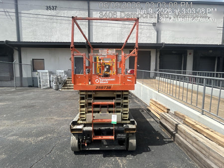 2022 JLG ES3246