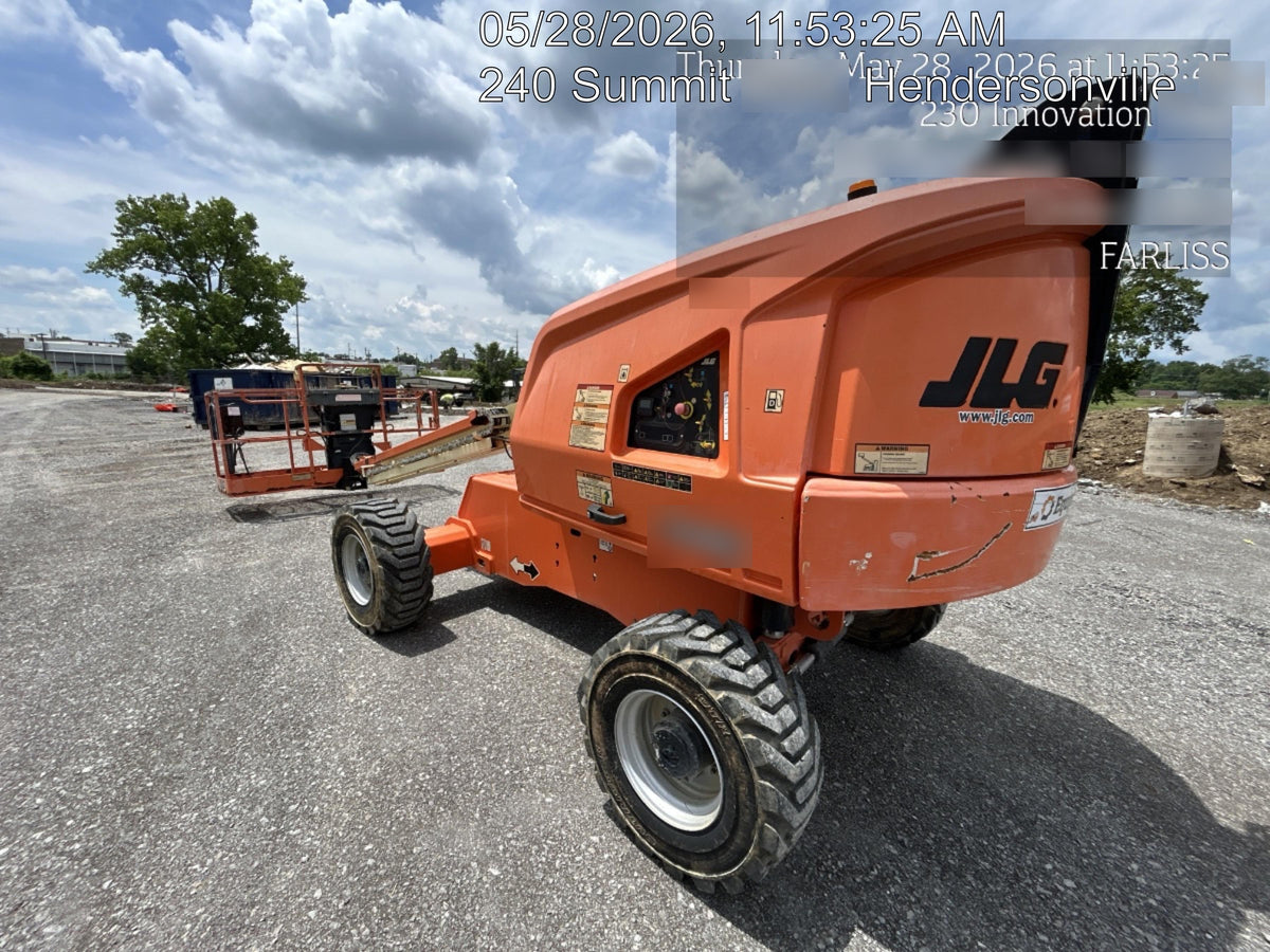 2019 JLG 400S