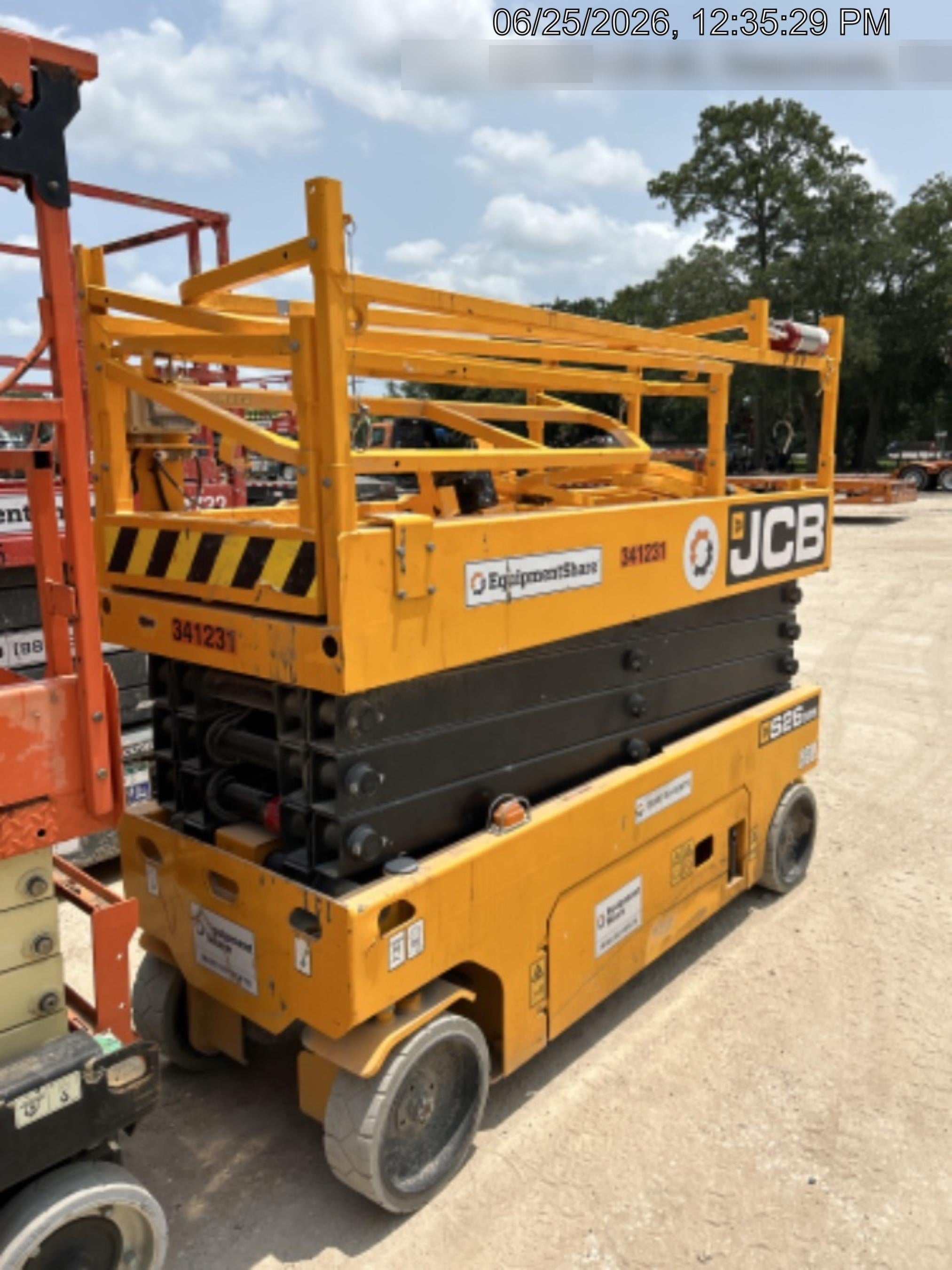 2023 JCB S2632E