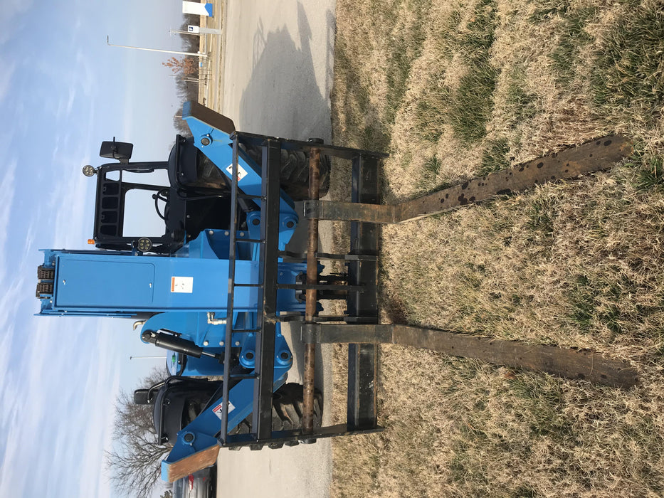 2019 Genie GTH-1056 Canopy, Solid RT Tires, LED Work Lights, Beacon 60" QA Carriage, 60" Forks