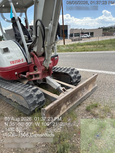 2023 TAKEUCHI TB250-2R