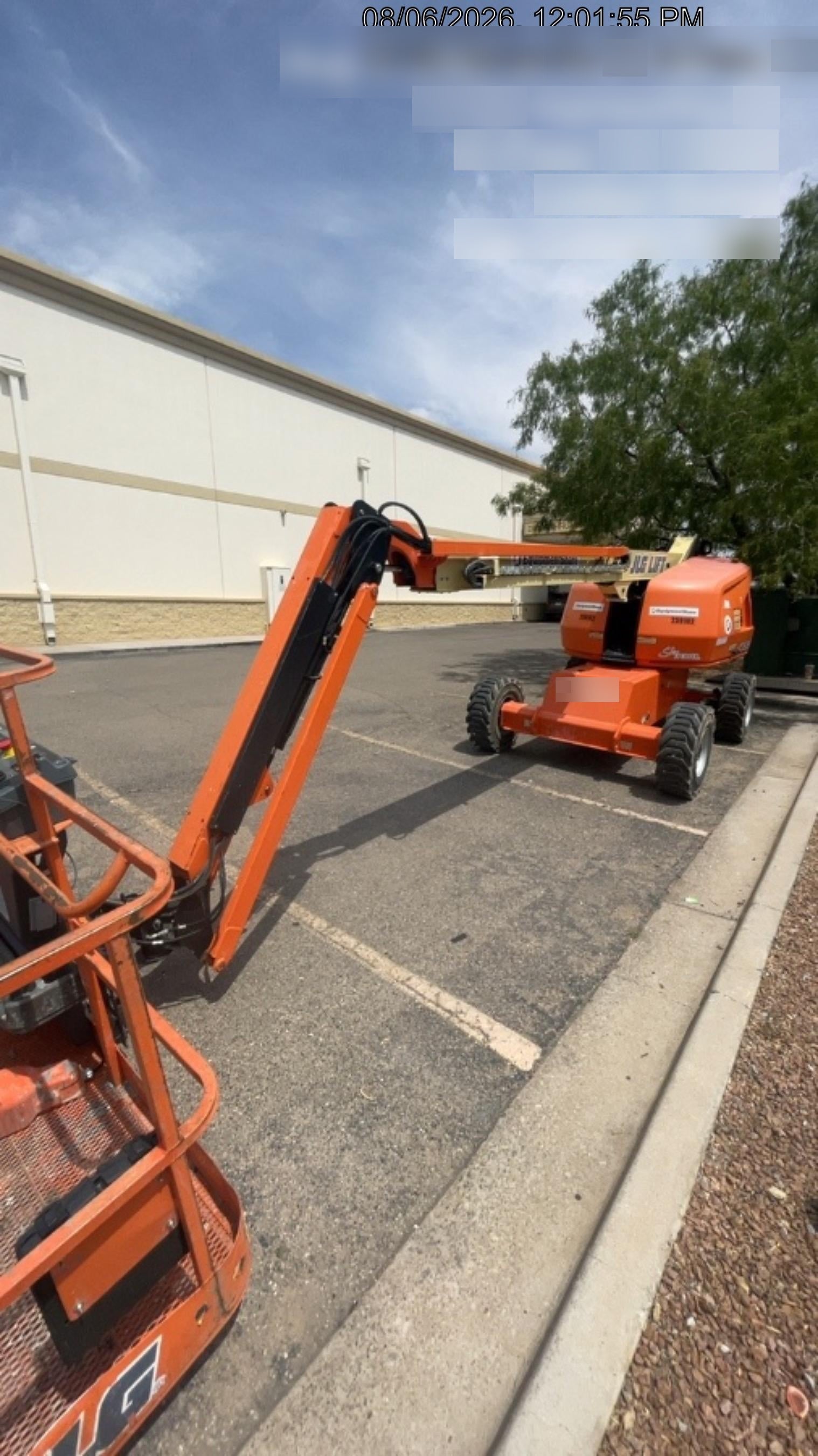 2022 JLG 460SJ