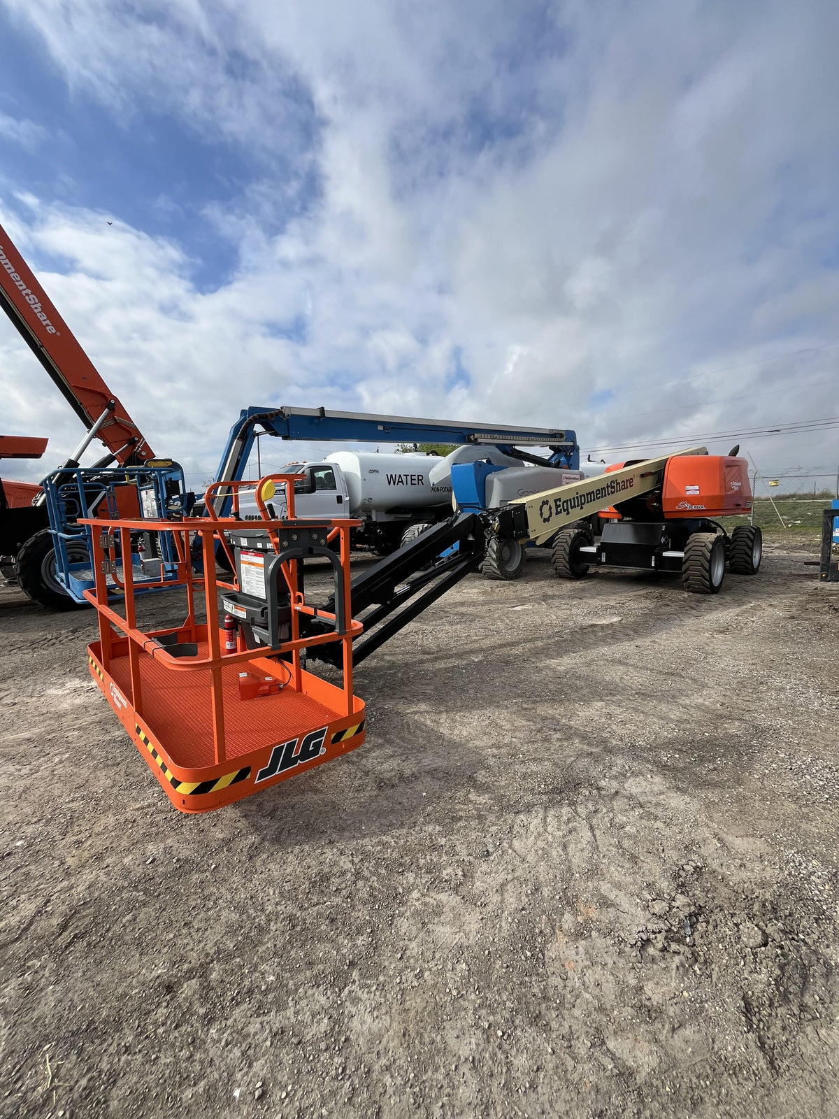 2026 JLG 660SJ