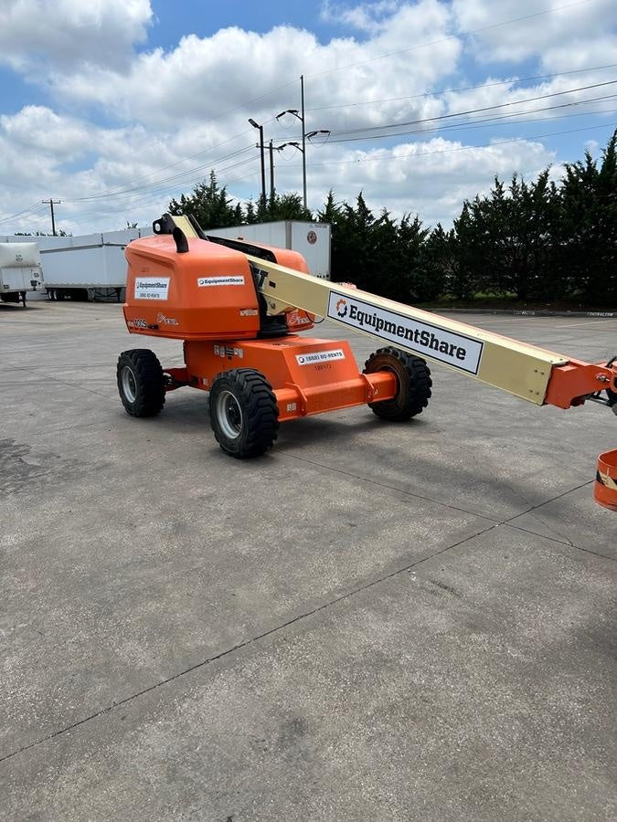 2020 JLG 400S