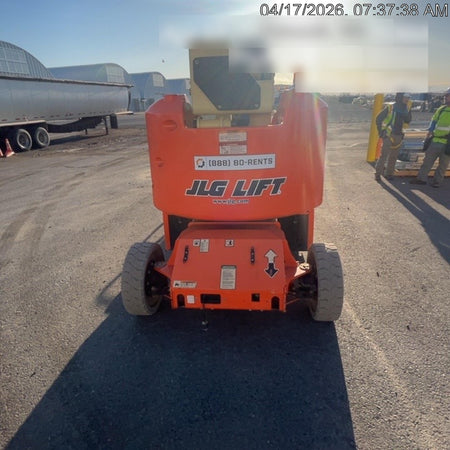 2019 JLG E400AJPN