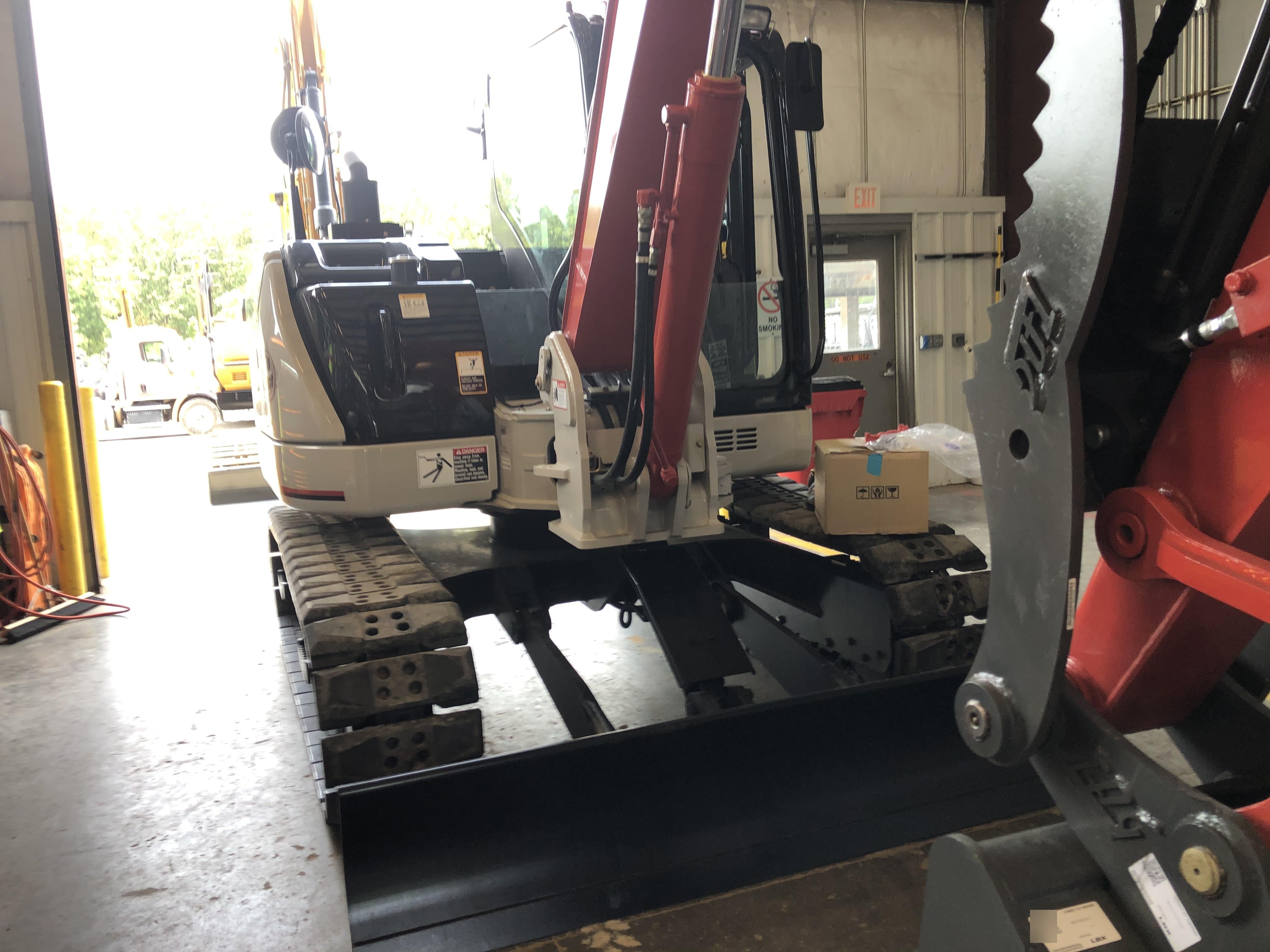 2020 Link-Belt 80X3EX 7'2" ARM, 17.7" rubber tracks, Multi function aux hydraulics