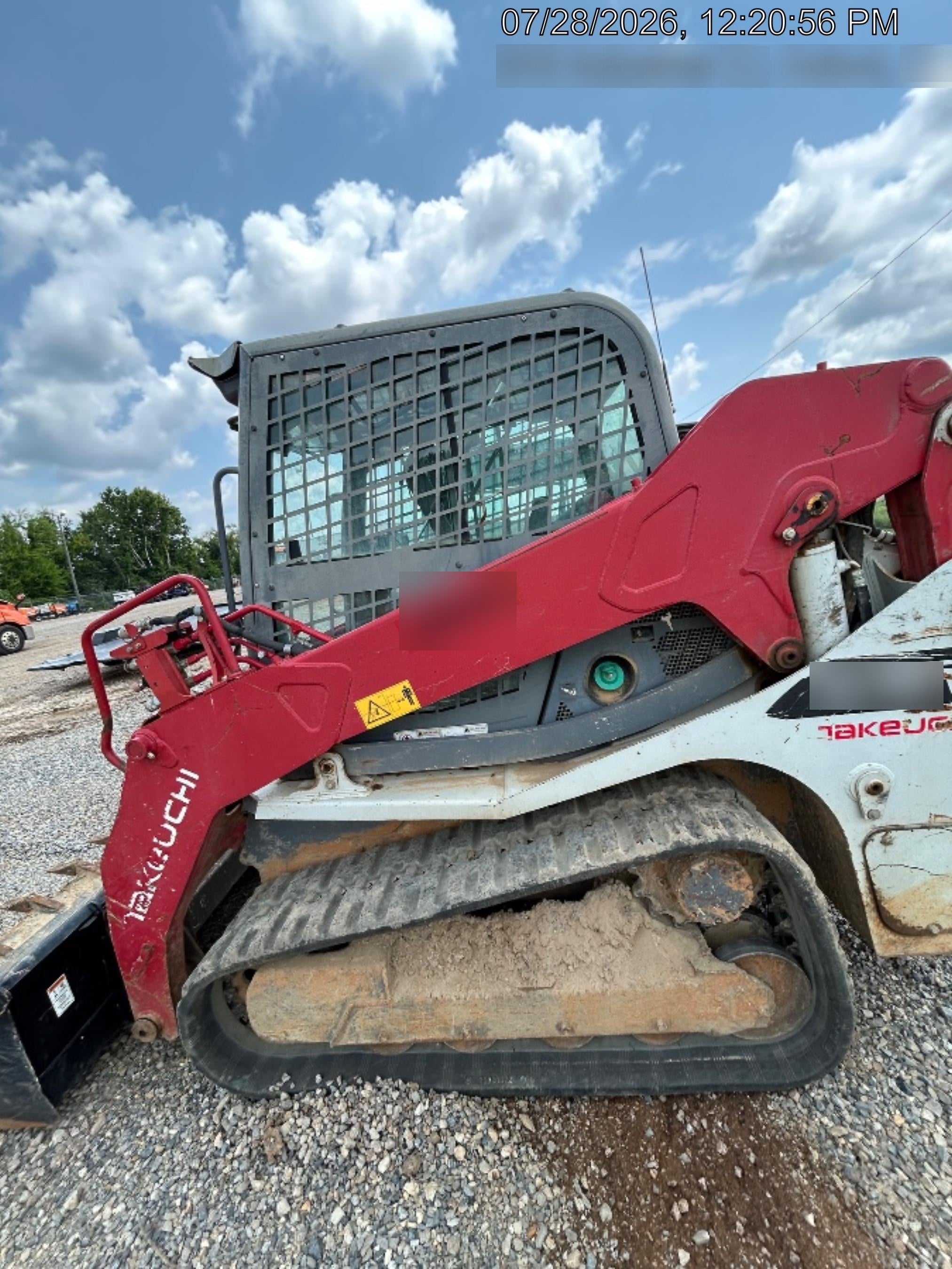 2019 Takeuchi TL10V2-CR Cab/Heat/AC, Rubber Tracks, Backup Alarm, Front & rear working Lights, Auxiliary Hydraulics, 2 Speed Travel, Engine Monitoring System, Hydraulic universal quick hitch w/76" HD dirt bucket with 8 teeth, 20.3 cubic feet capacity, 48" Pallet forks and frame