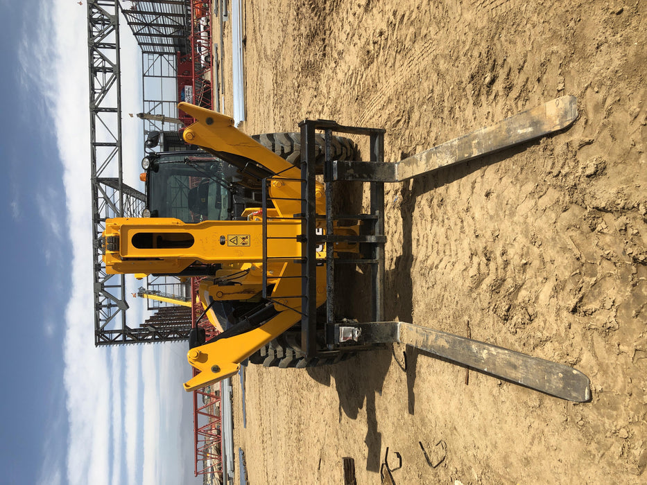 2019 JCB 512-56 Enclosed Cab, 109 HP, Solid Tires, Worklights, Beacon, Aux Hydraulics, Lifting Eye w/66" Carriage/60" Forks