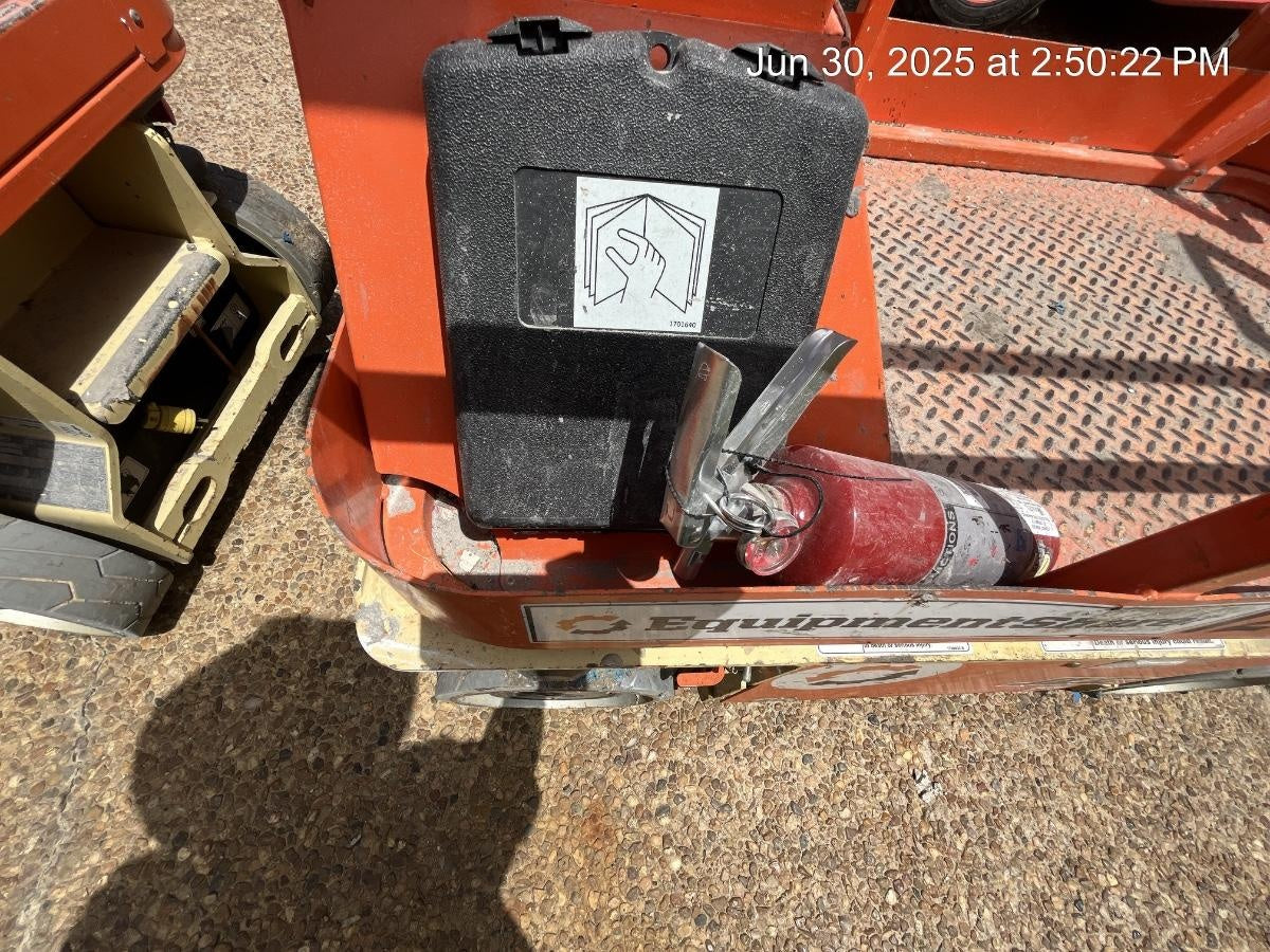 2021 JLG 1230ES