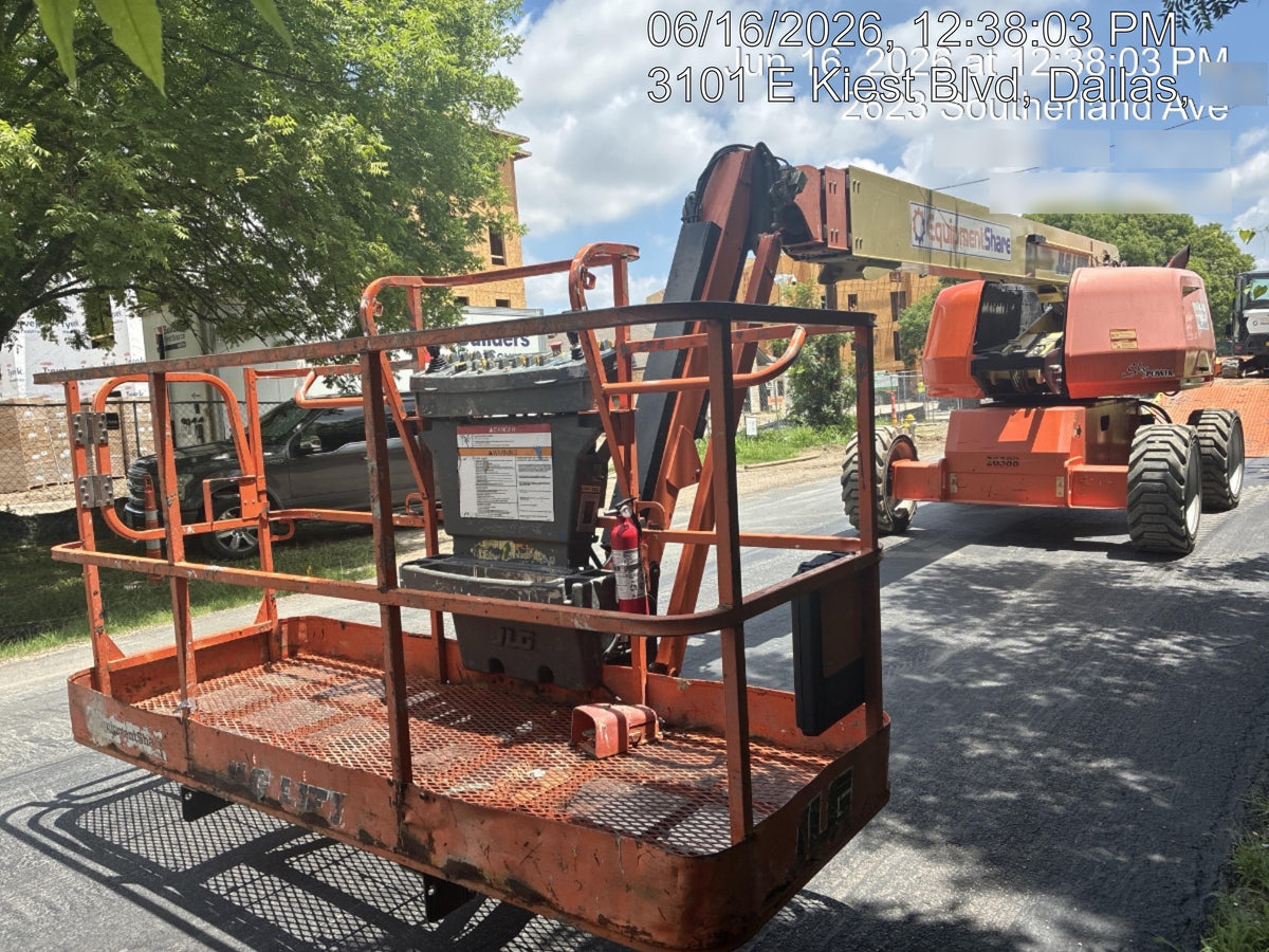 2019 JLG 660SJ 4WD w/Deutz Diesel Engine, FF Tires, Beacon, Welder-Ready Package
