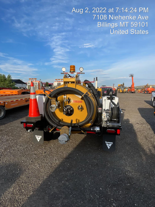 2022 Vac-Tron LP573XDT T4 Koehler Diesel Engine, 500 Gallon Debris Tank, x2 100 Gallon Water Tanks