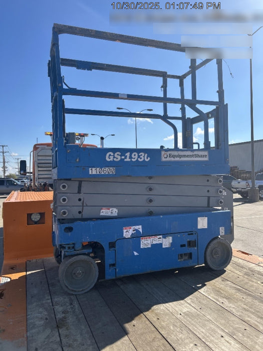 2020 Genie GS-1930 Solid Non Marking Tires, Beacon, Folding rails with half height swing gate