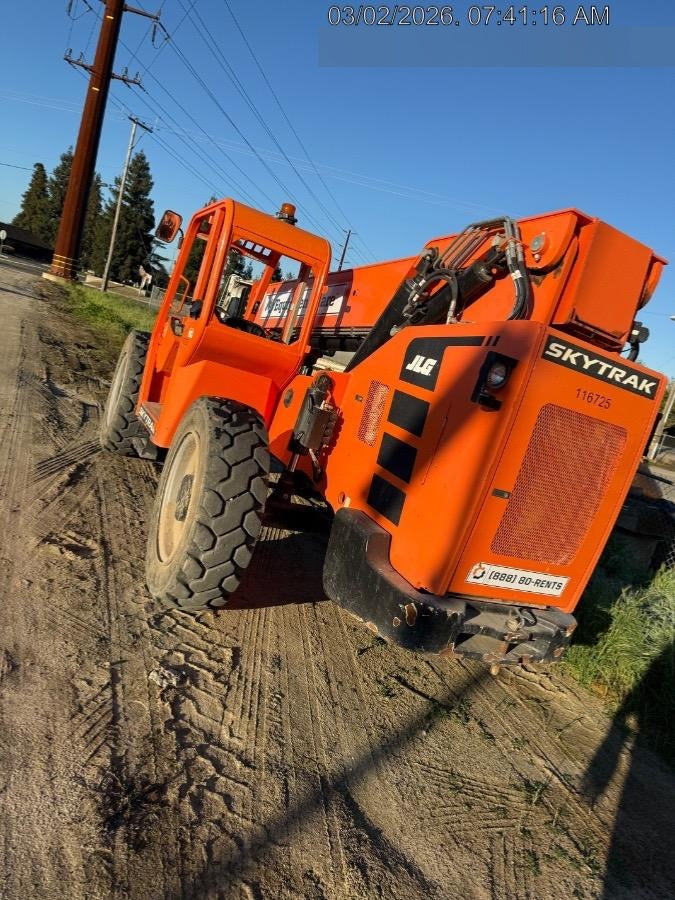 2020 SKYTRAK 8042