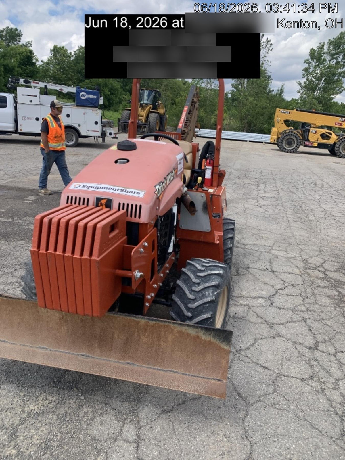 2022 DITCH WITCH RT45A