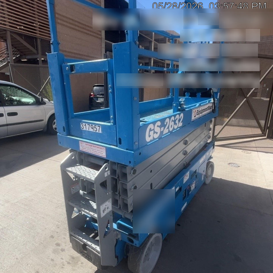 2023 GENIE GS-2632
