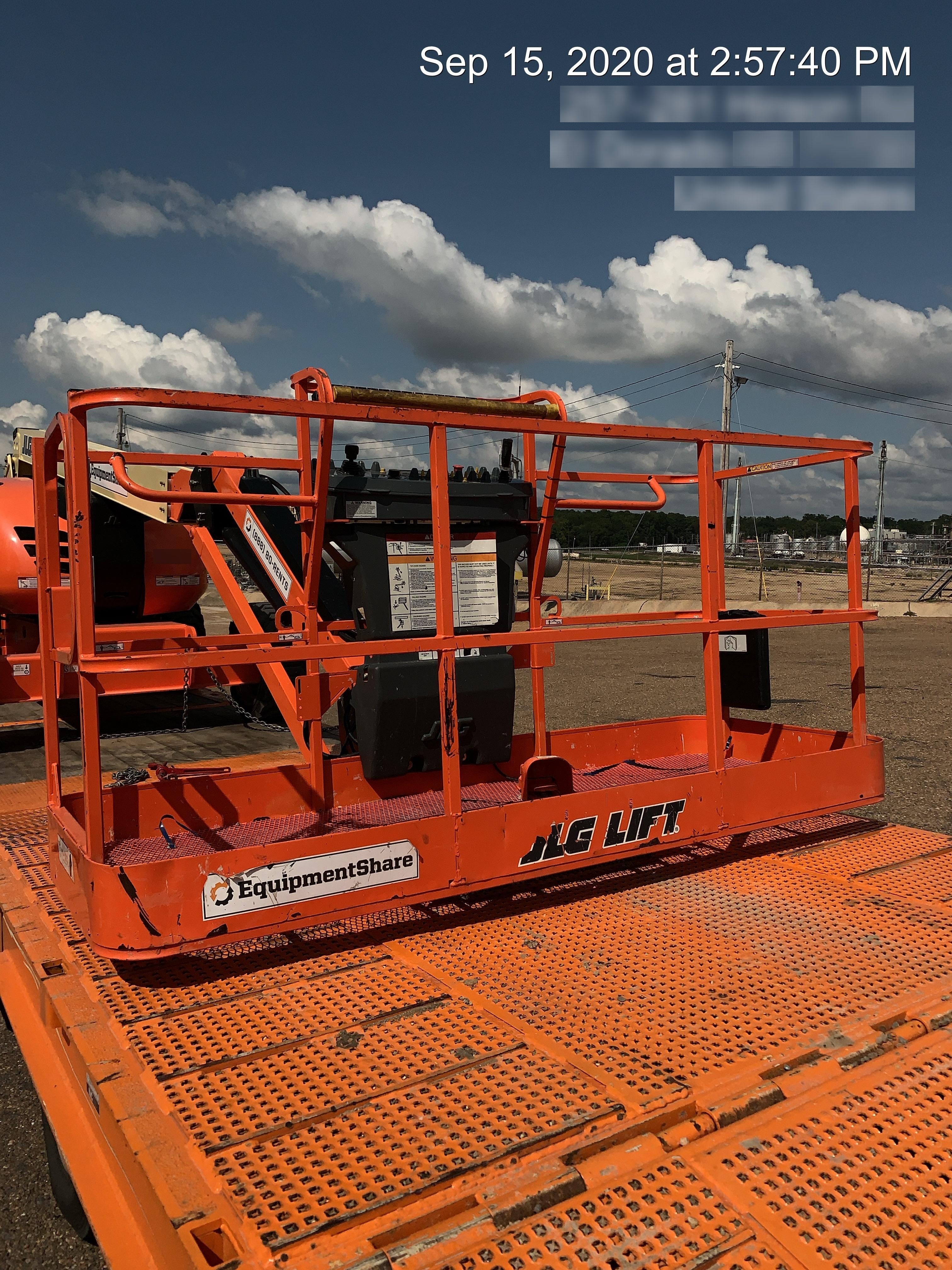 2019 JLG 600AJ