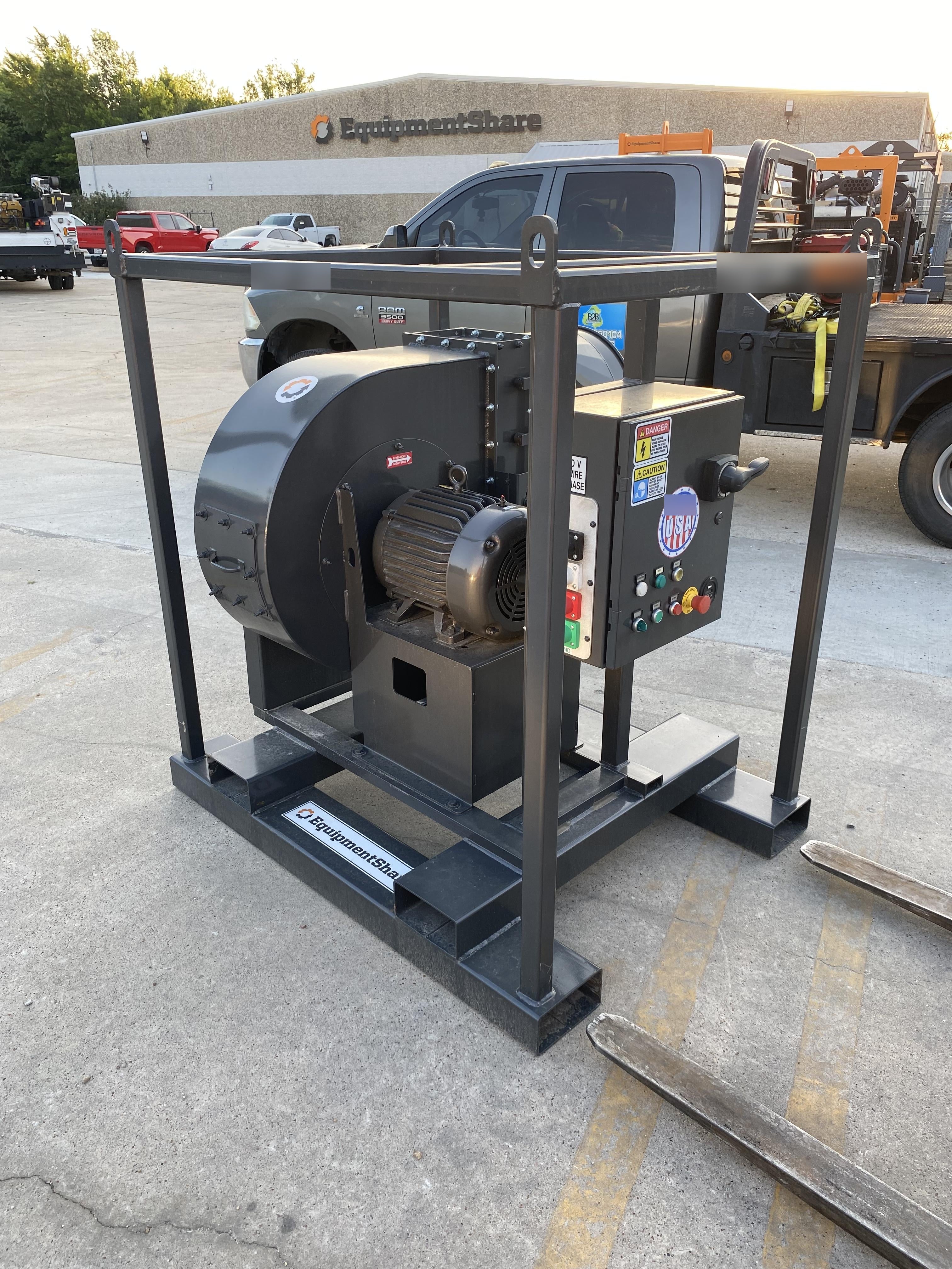 2022 INDUSTRIAL VACUUM PVE-5000