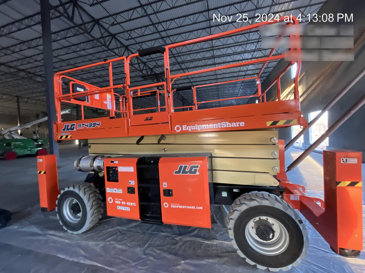 2024 JLG RT4394