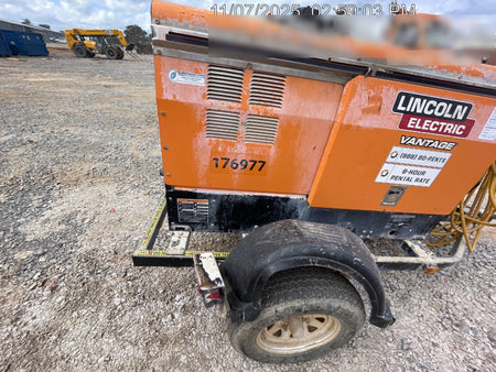 2021 Lincoln Electric Vantage 322 Vantage 322 Ready Pak 3 w/ Decals, ORANGE (includes trailer, cable rack, fender light kit) NO Telematics