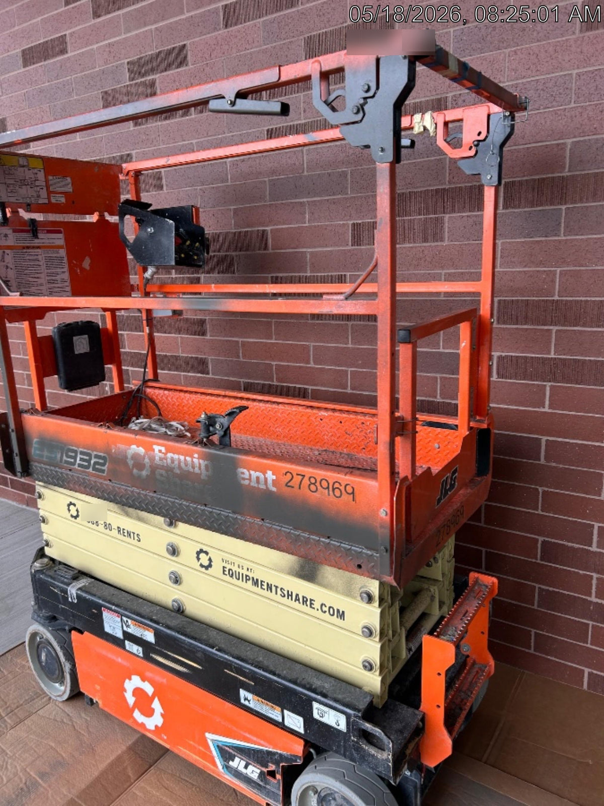 2022 JLG ES1932