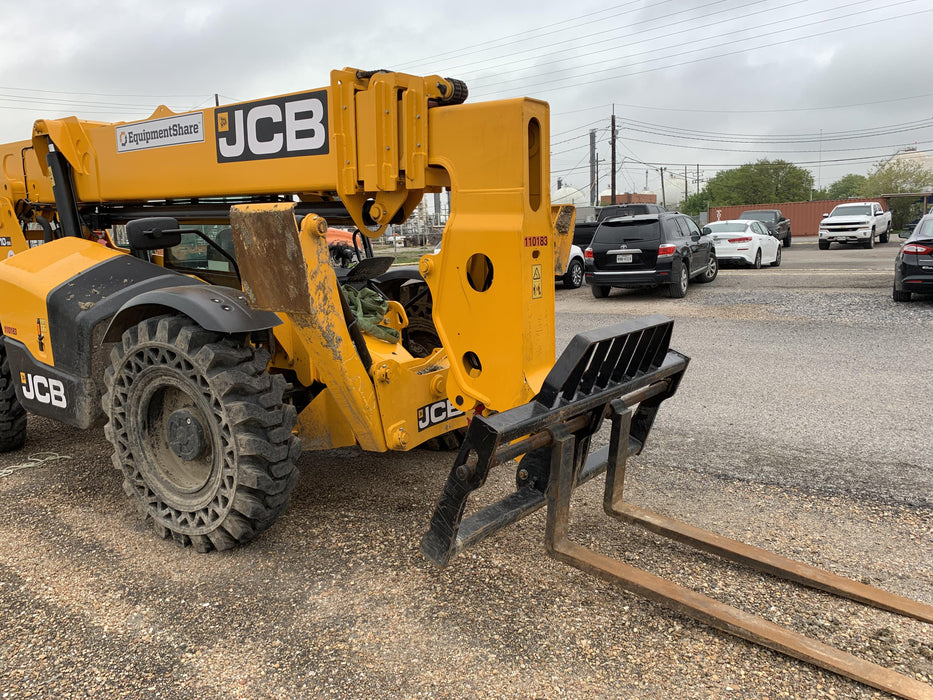 2020 JCB 510-56 Canopy, Solid Tires, Work Lights, Beacon, Aux Hydraulics, Back up Alarm, Lifting Eye, ES Decals