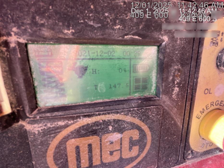 2020 MEC 1330SE Solid NM Tires, Steel Swing out Doors, LCS, Beacon, 900W Invertor