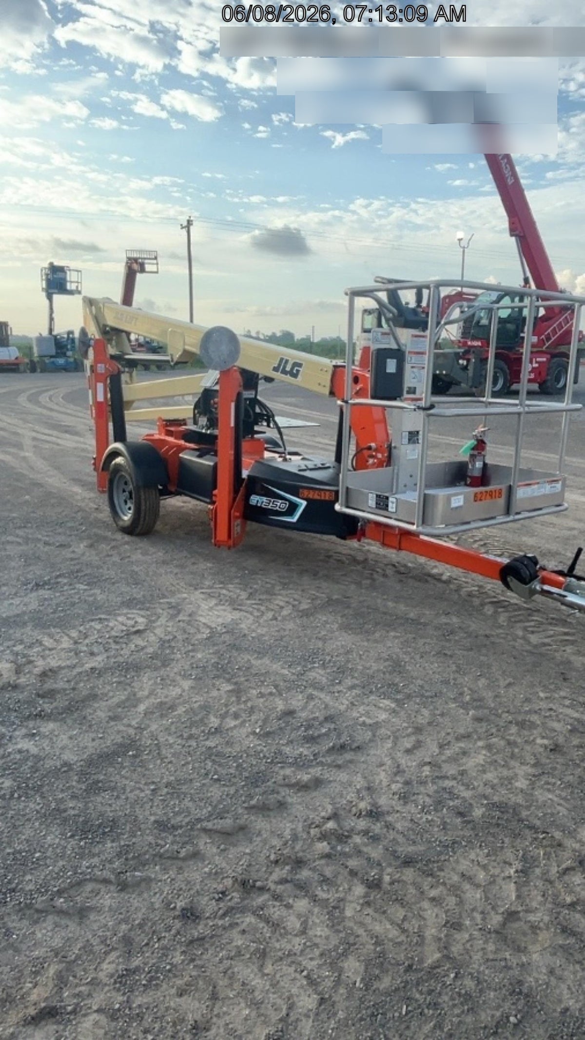 2025 JLG ET350