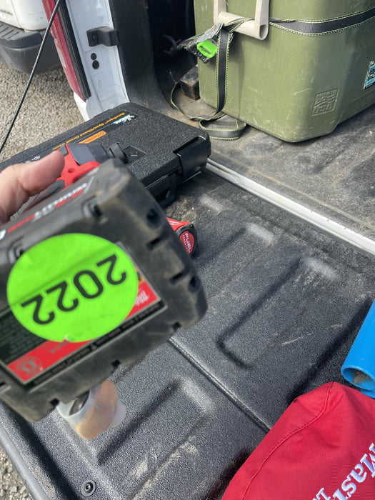 2022 MILWAUKEE 2853-22