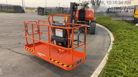 2025 JLG 800AJ