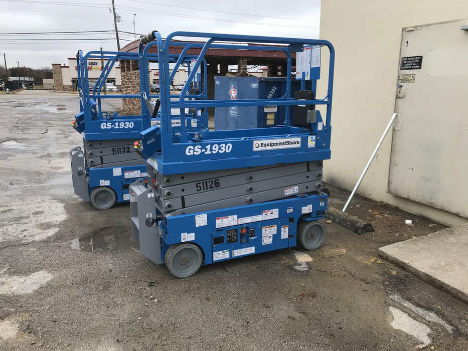 2019 Genie GS-1930 Fixed Rails with Chain Entry