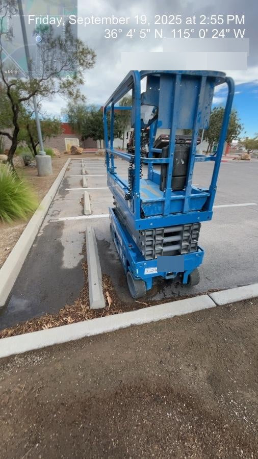 2019 Genie GS-1930 Fixed rails with chain Entry