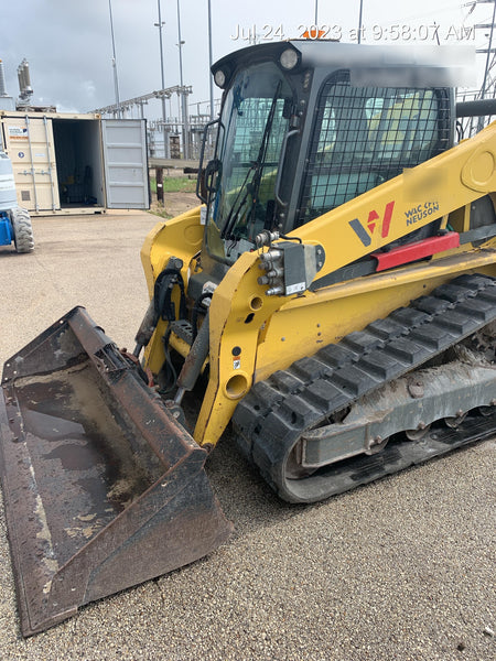 Wacker Neuson ST45 14-Pin Attachment Control T3 Bucket Leveling, Ride Control, CAB/Heat, A/C, Cyclonic Engine Pre-Cleaner, Block Heater (110v) T4F, Counter Weights, Dual Beam Work Lights,  Radio, Back-Up Camera, Zero-Drift Hydraulic Valve, Foot Throttle, 4 Way Flasher Kit, Scavenger Air Cleane, Synthetic Hydraulic Oil, High Flow LF	Hydraulic Coupler SSL/CTL