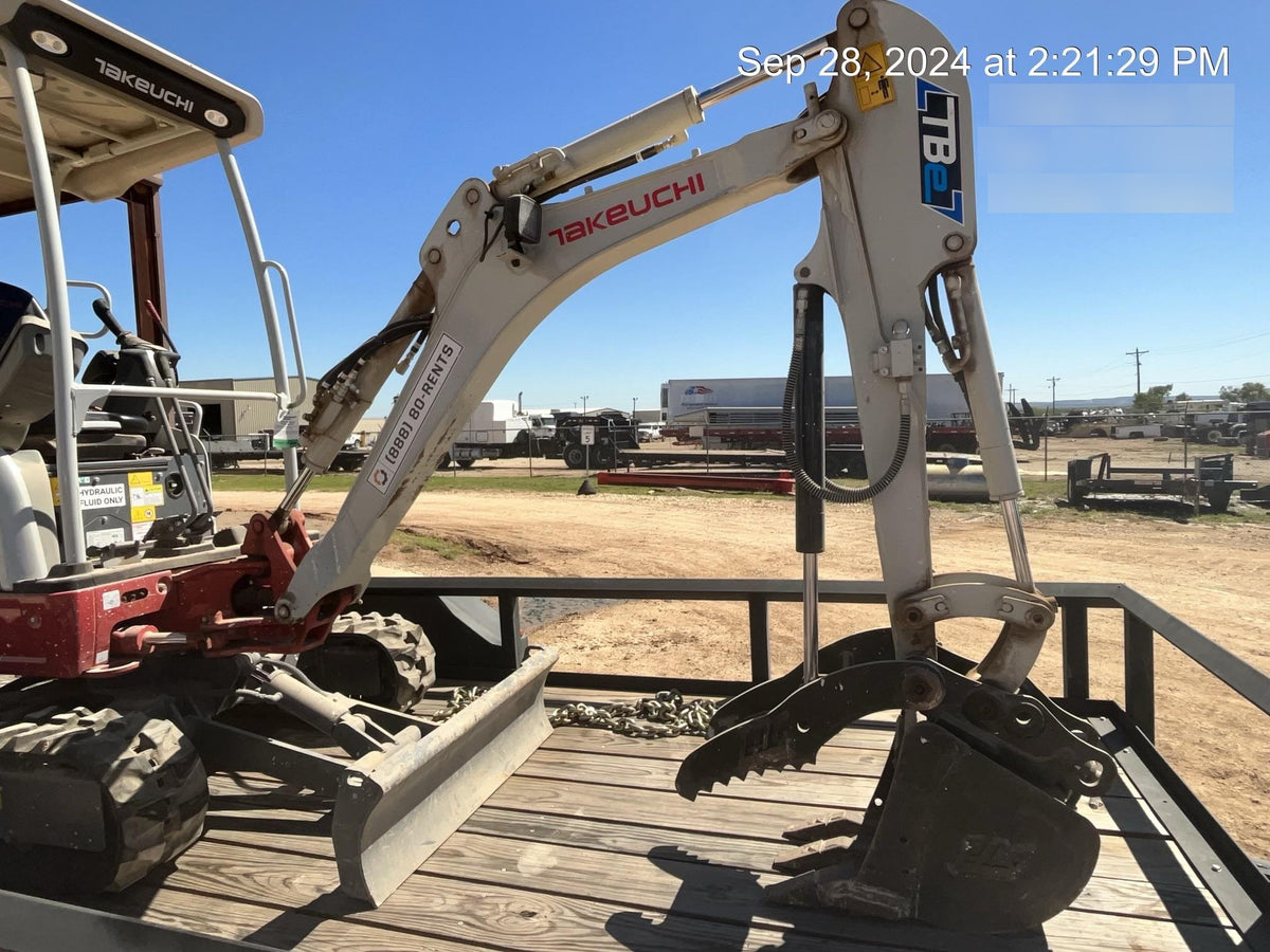 2022 TAKEUCHI TB20e