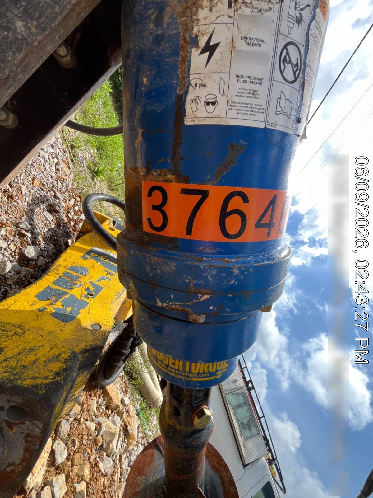 2023 AUGER TORQUE 3300-30